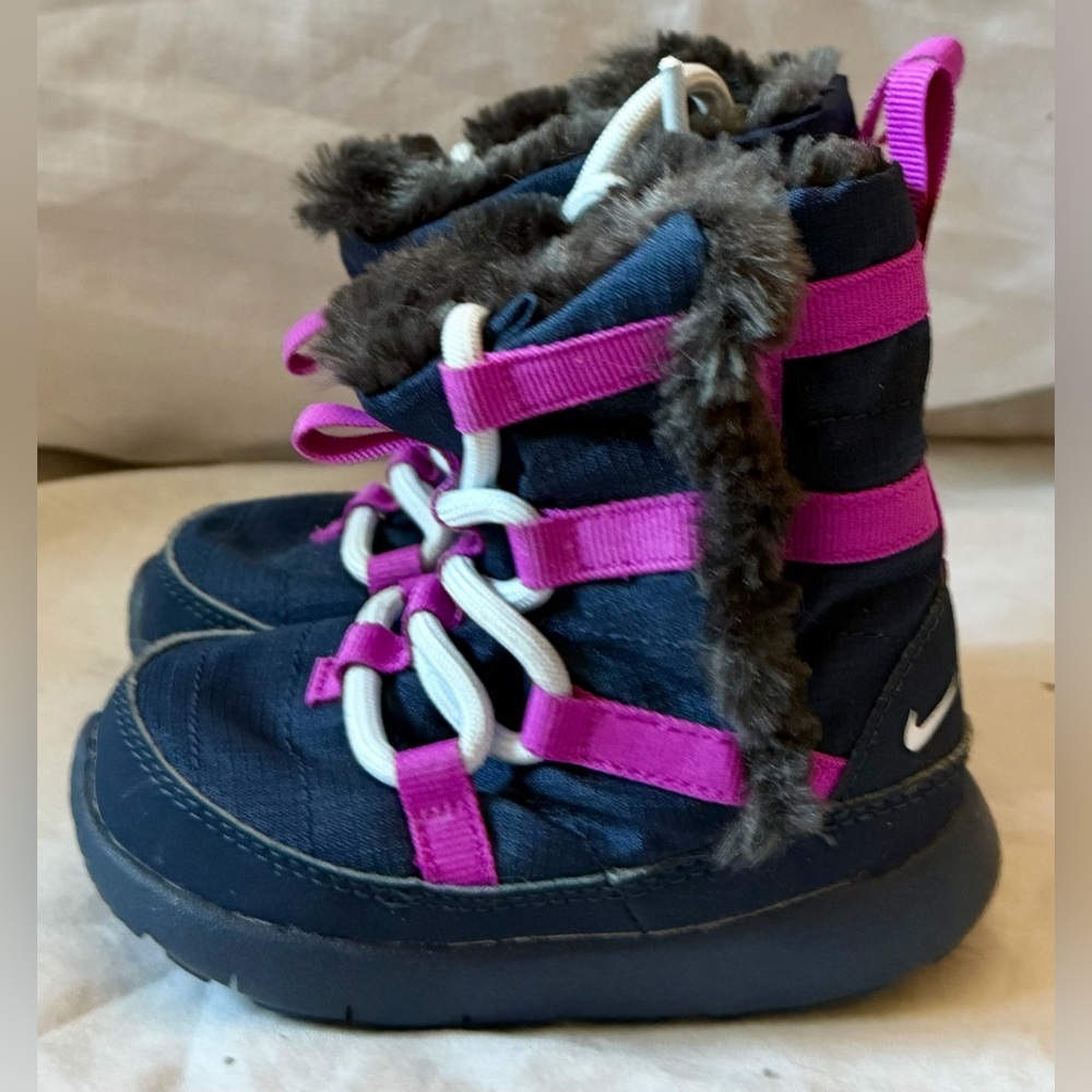 Nike child size 5C blue\purple boots